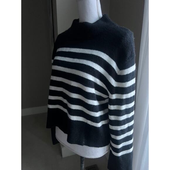 NWT J. Crew Chunky Crewneck black white Striped Sweater size S - Picture 5 of 6